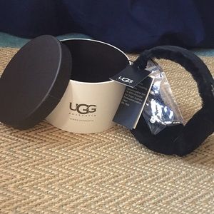 UGG wired earmuffs